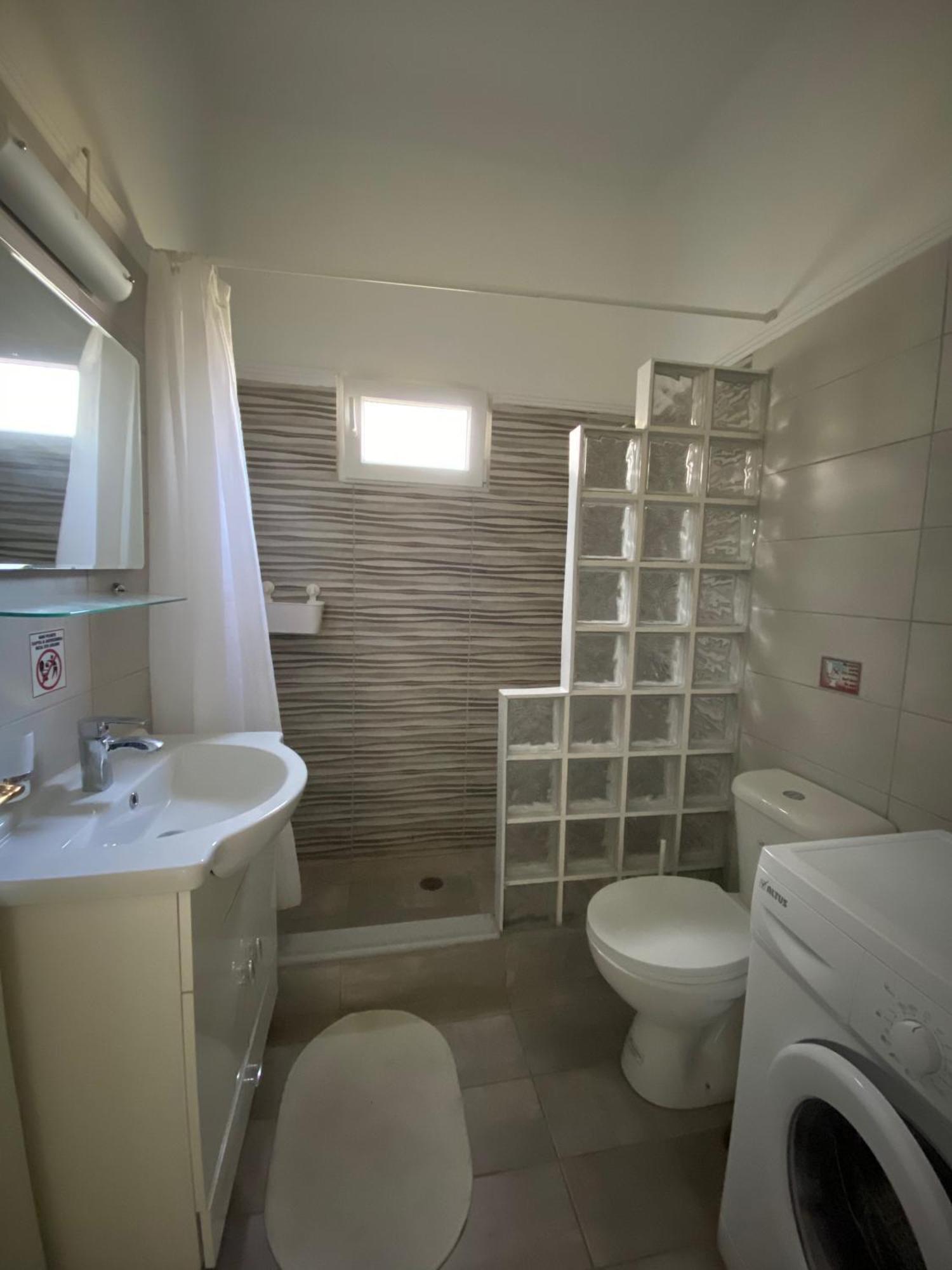 Mpanos Sea Apartment 1 Лутра-Ореас-Эленис Экстерьер фото